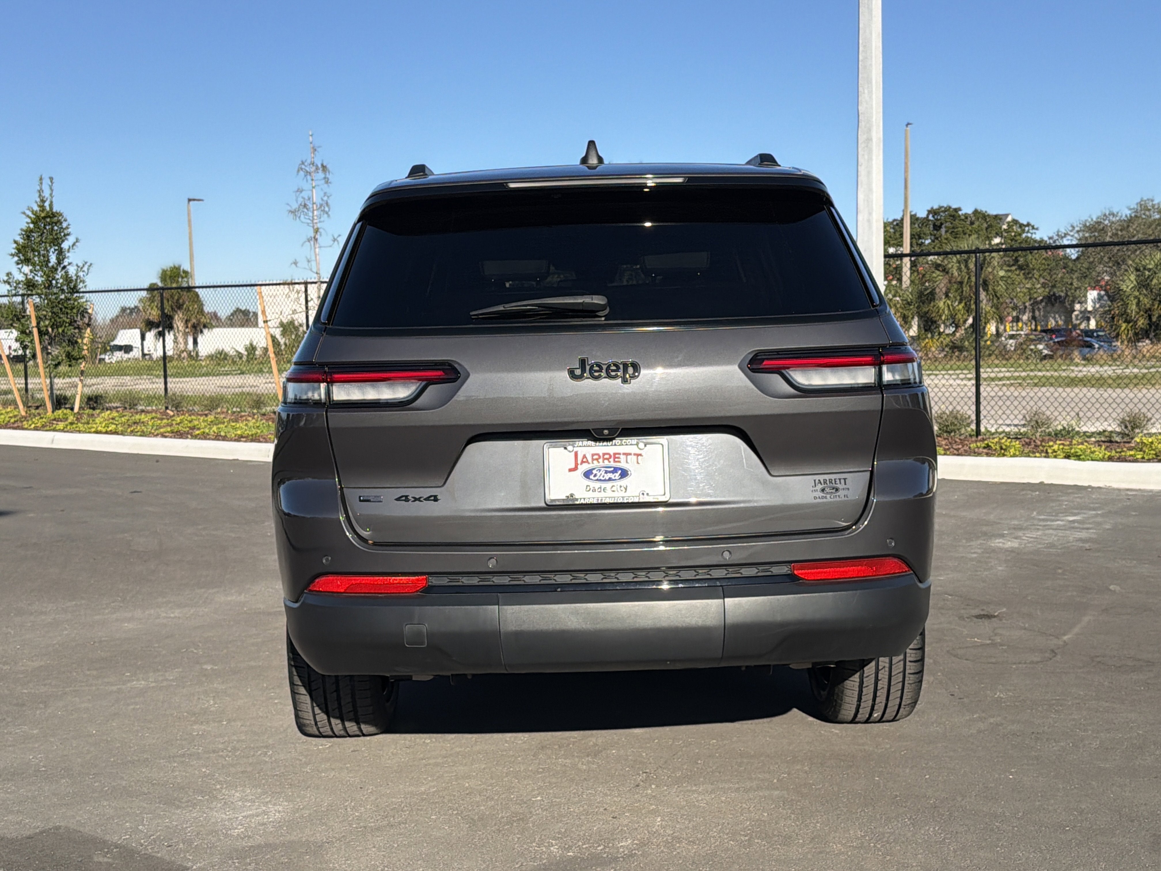 2022 Jeep Grand Cherokee L Altitude