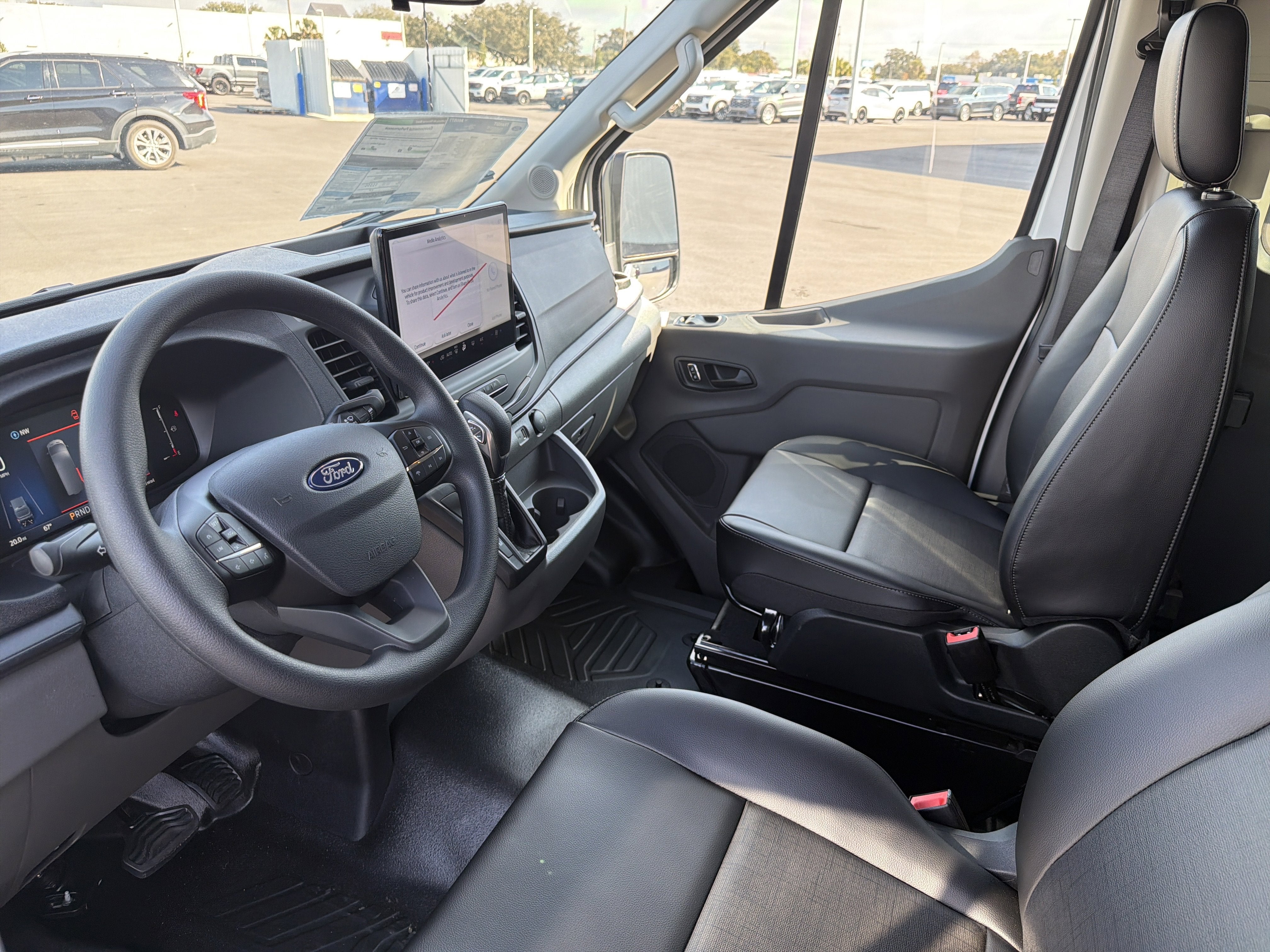 2026 Ford Transit-350 XL