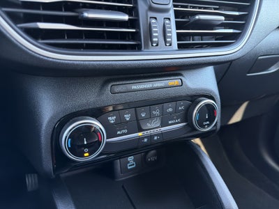 2022 Ford Escape SE Hybrid