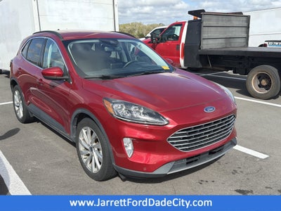 2022 Ford Escape Hybrid Titanium