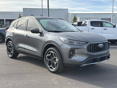 2026 Ford Escape Platinum