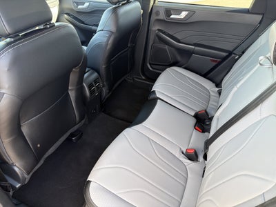 2026 Ford Escape Hybrid Platinum