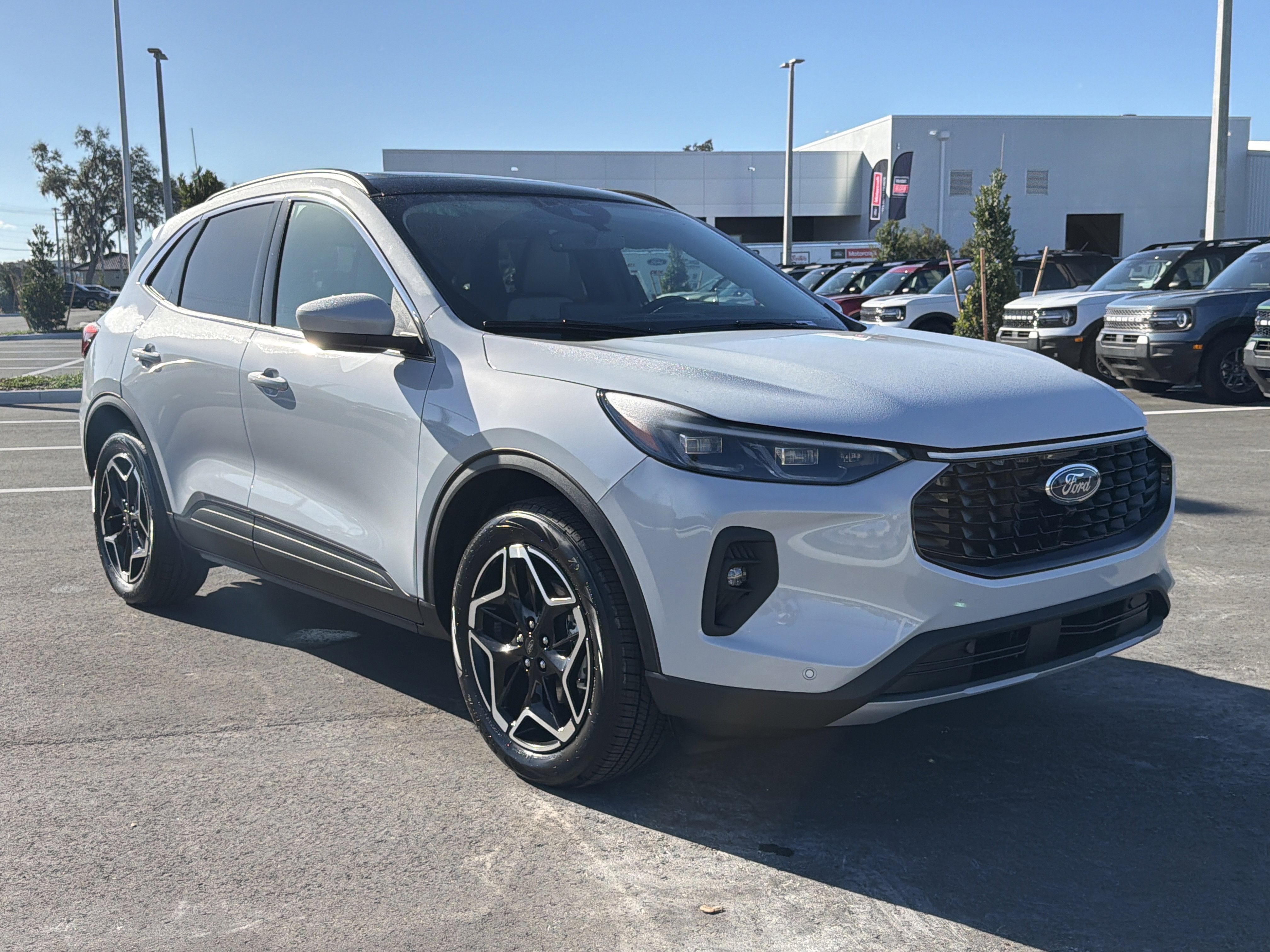 2026 Ford Escape Hybrid Platinum