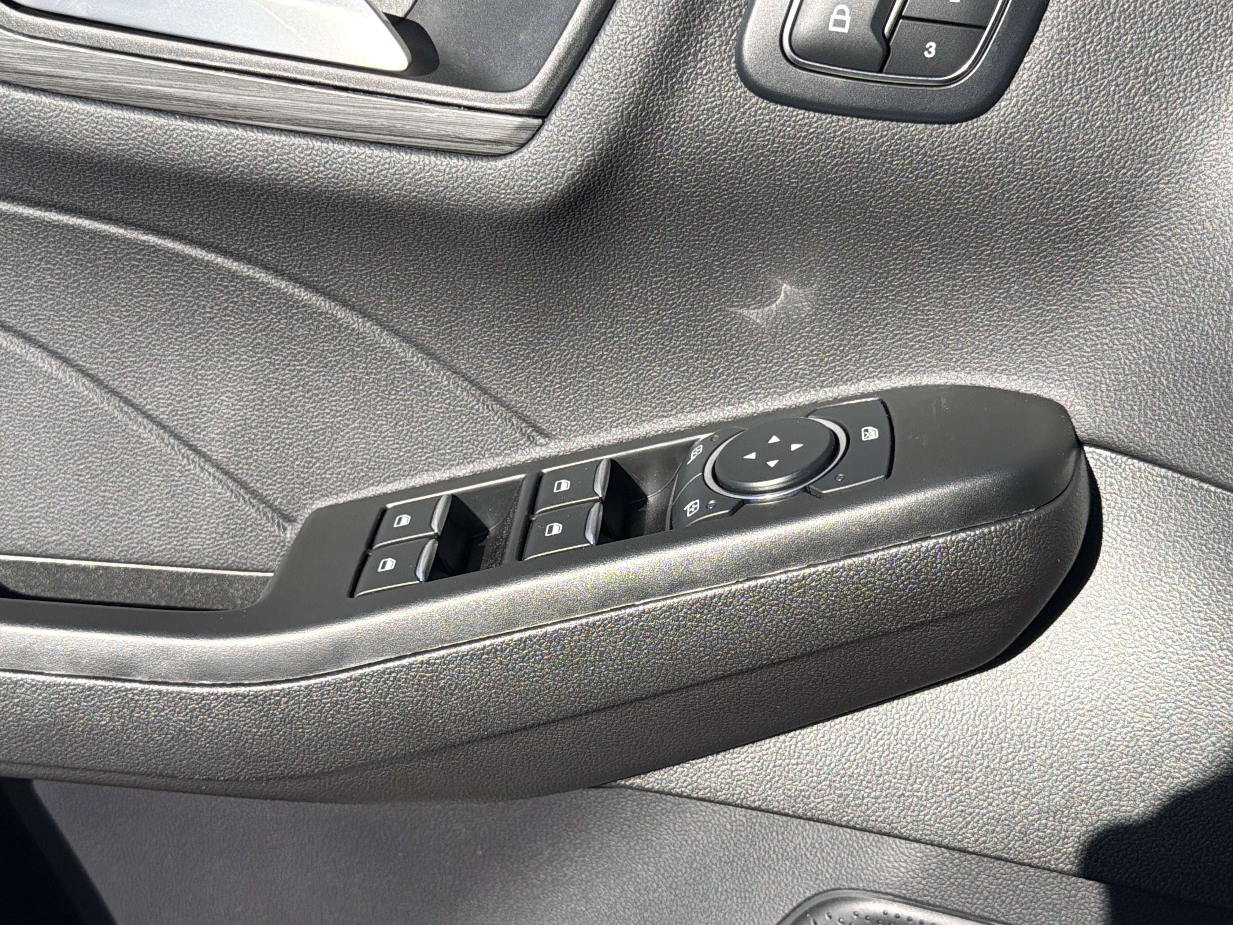 2026 Ford Escape Hybrid Platinum