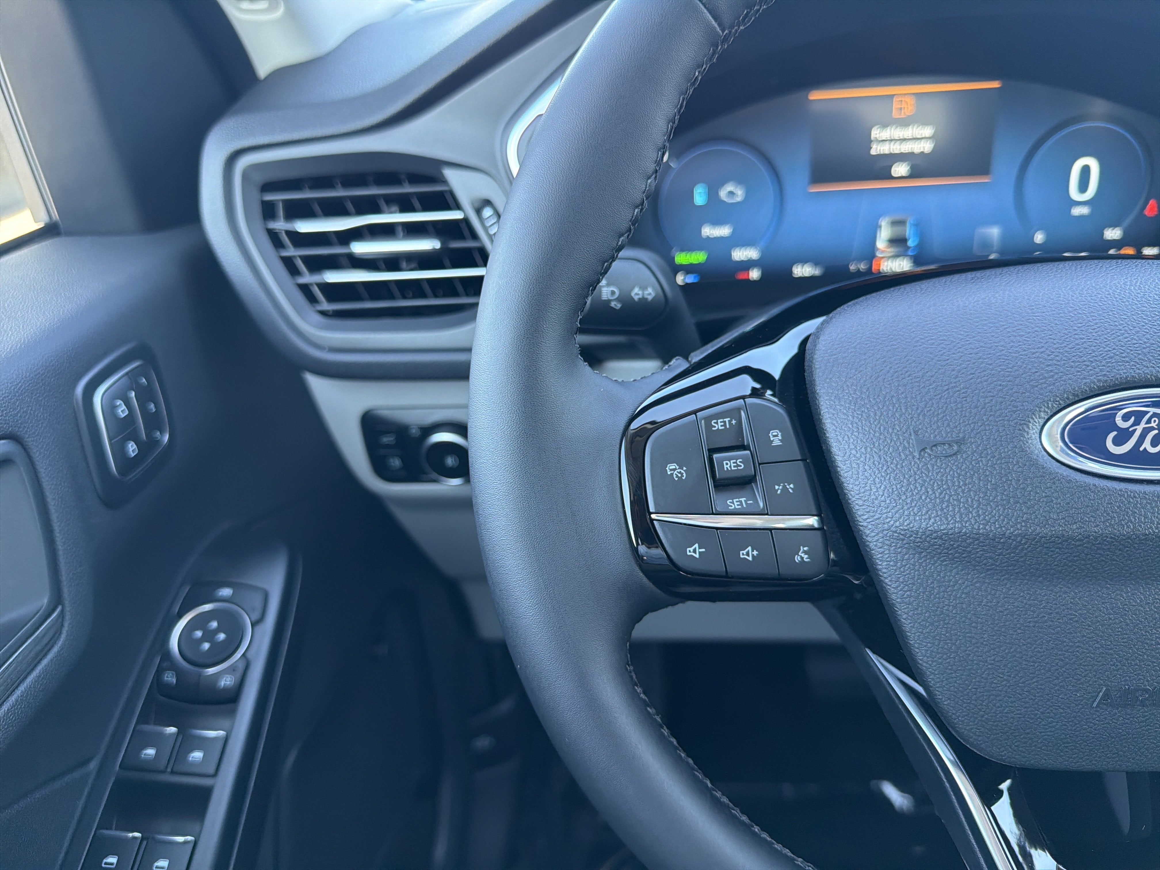 2026 Ford Escape Hybrid Platinum