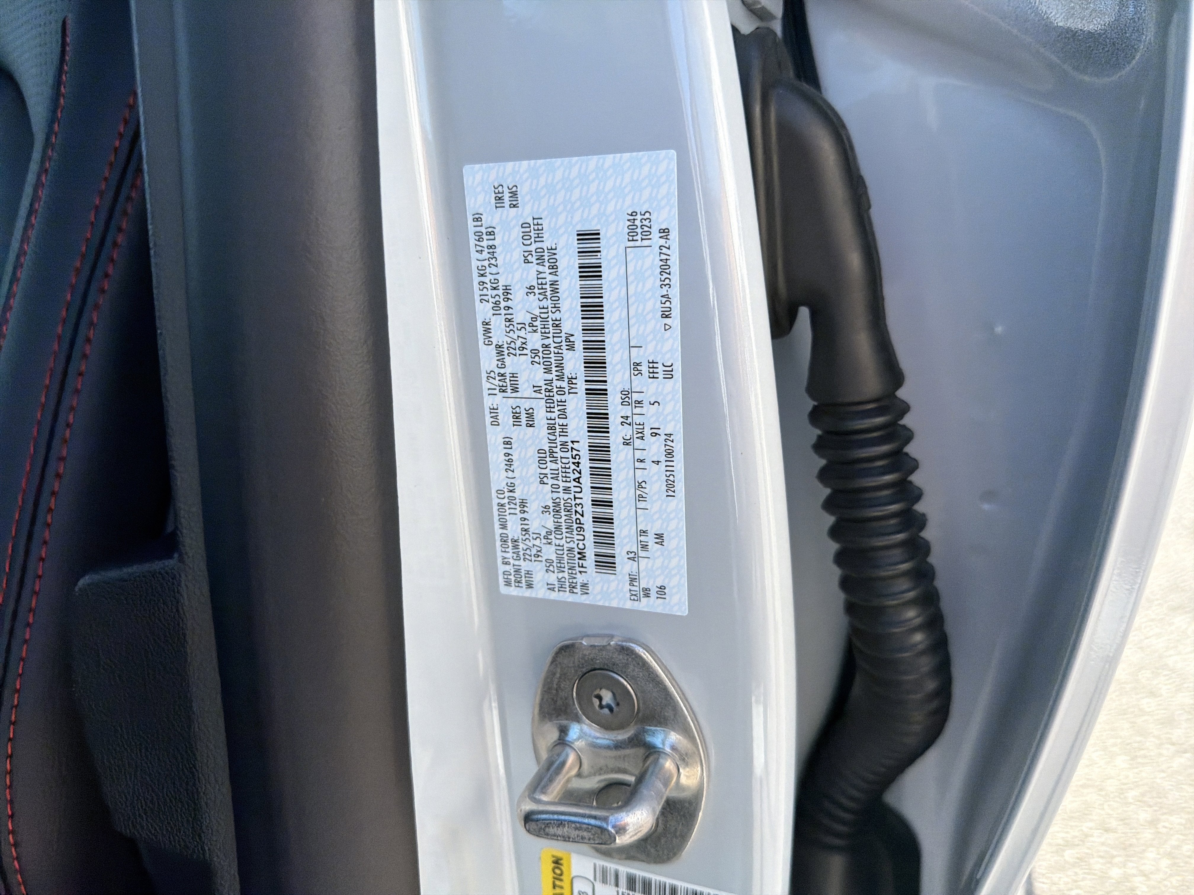 2026 Ford Escape Hybrid ST-Line Elite