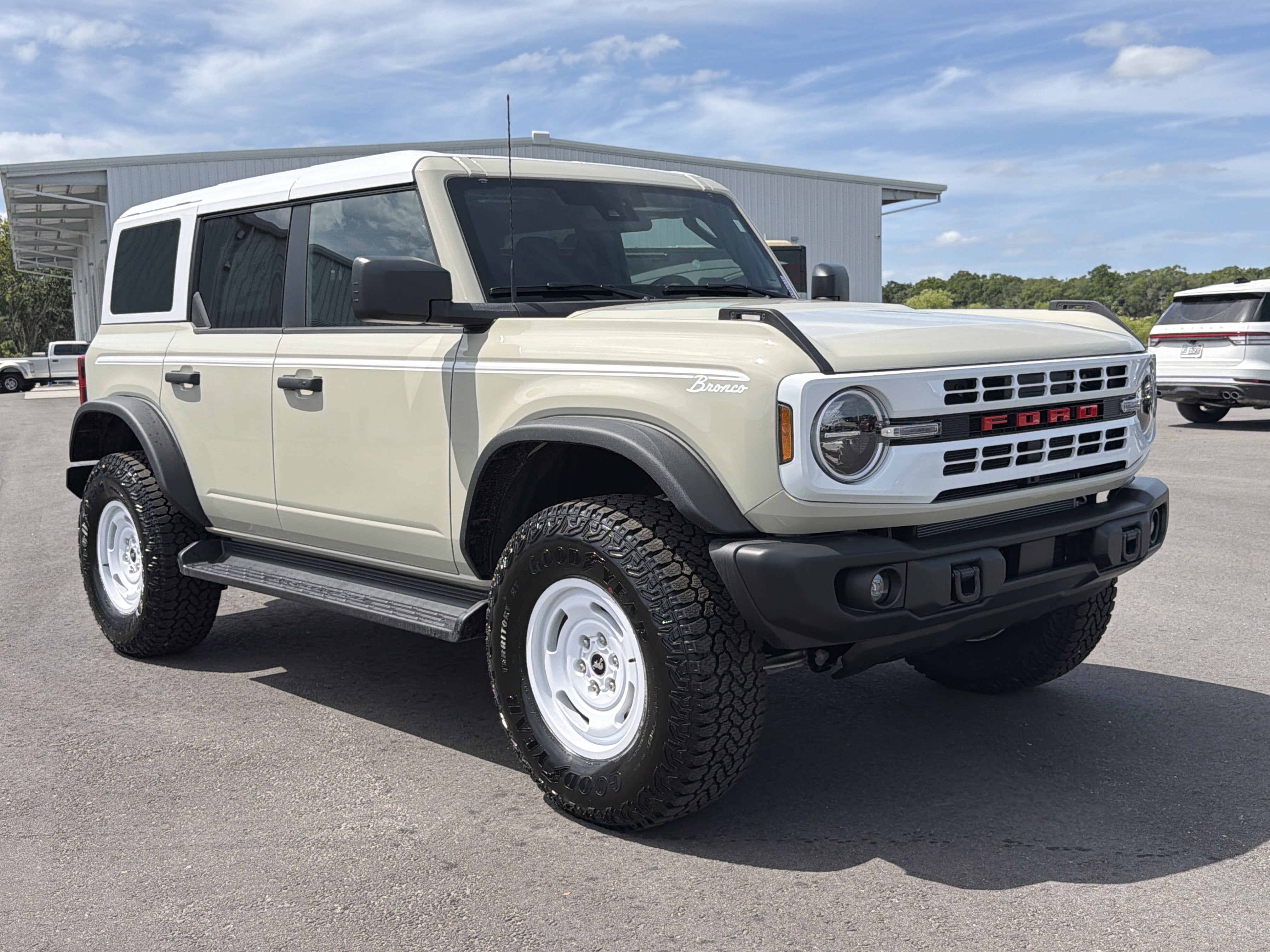 2026 Ford Bronco Heritage Edition