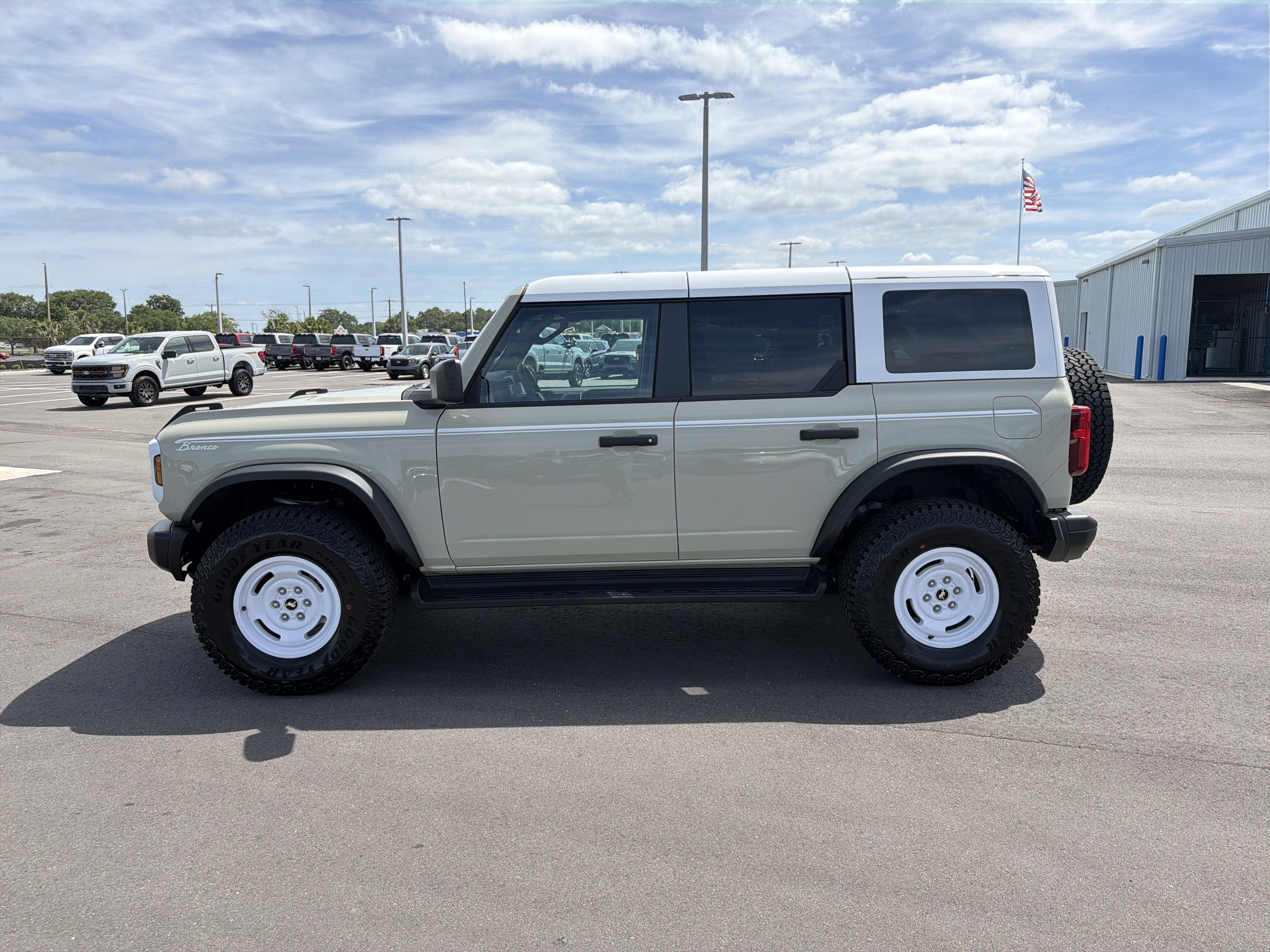 2026 Ford Bronco Heritage Edition