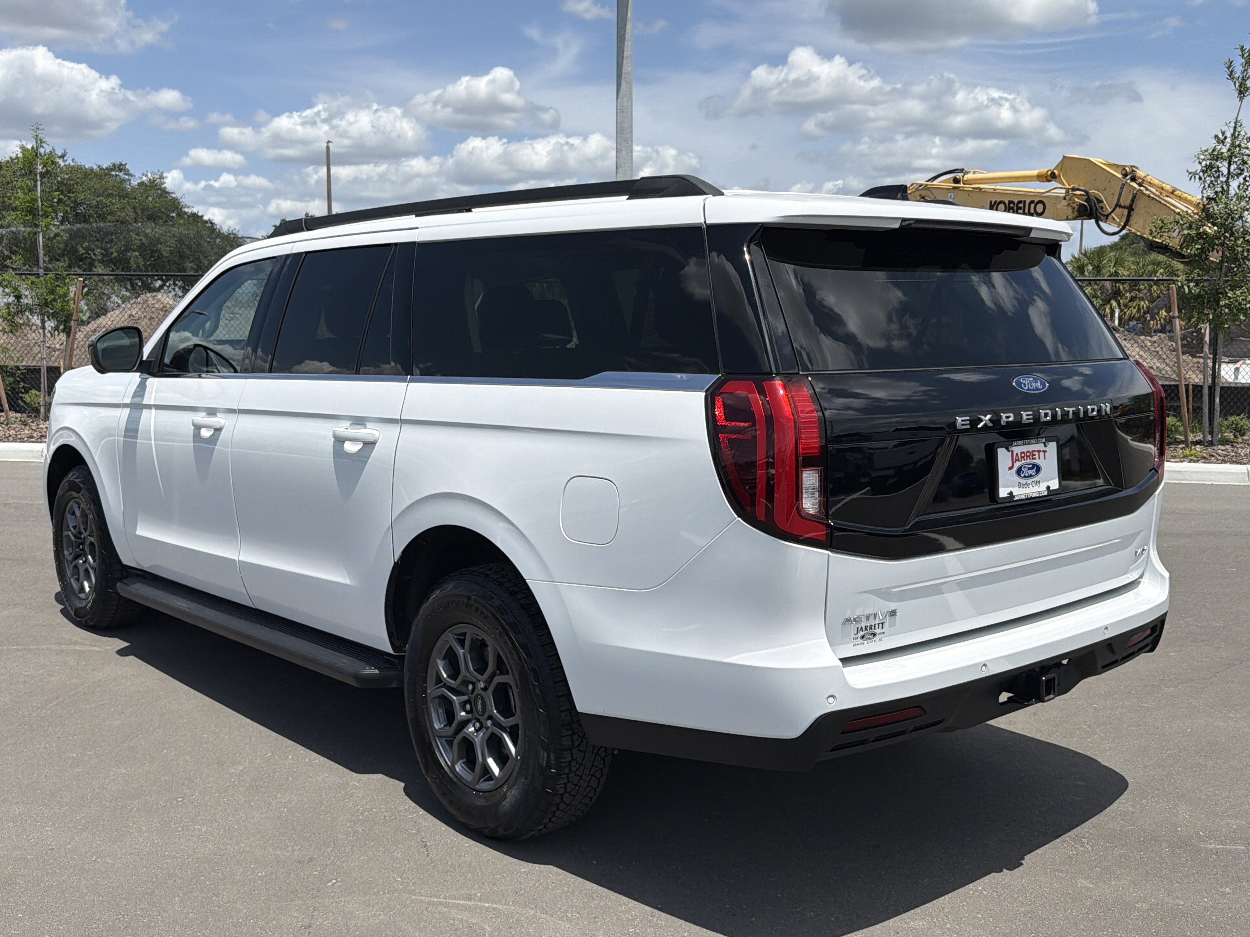 2025 Ford Expedition Max Active