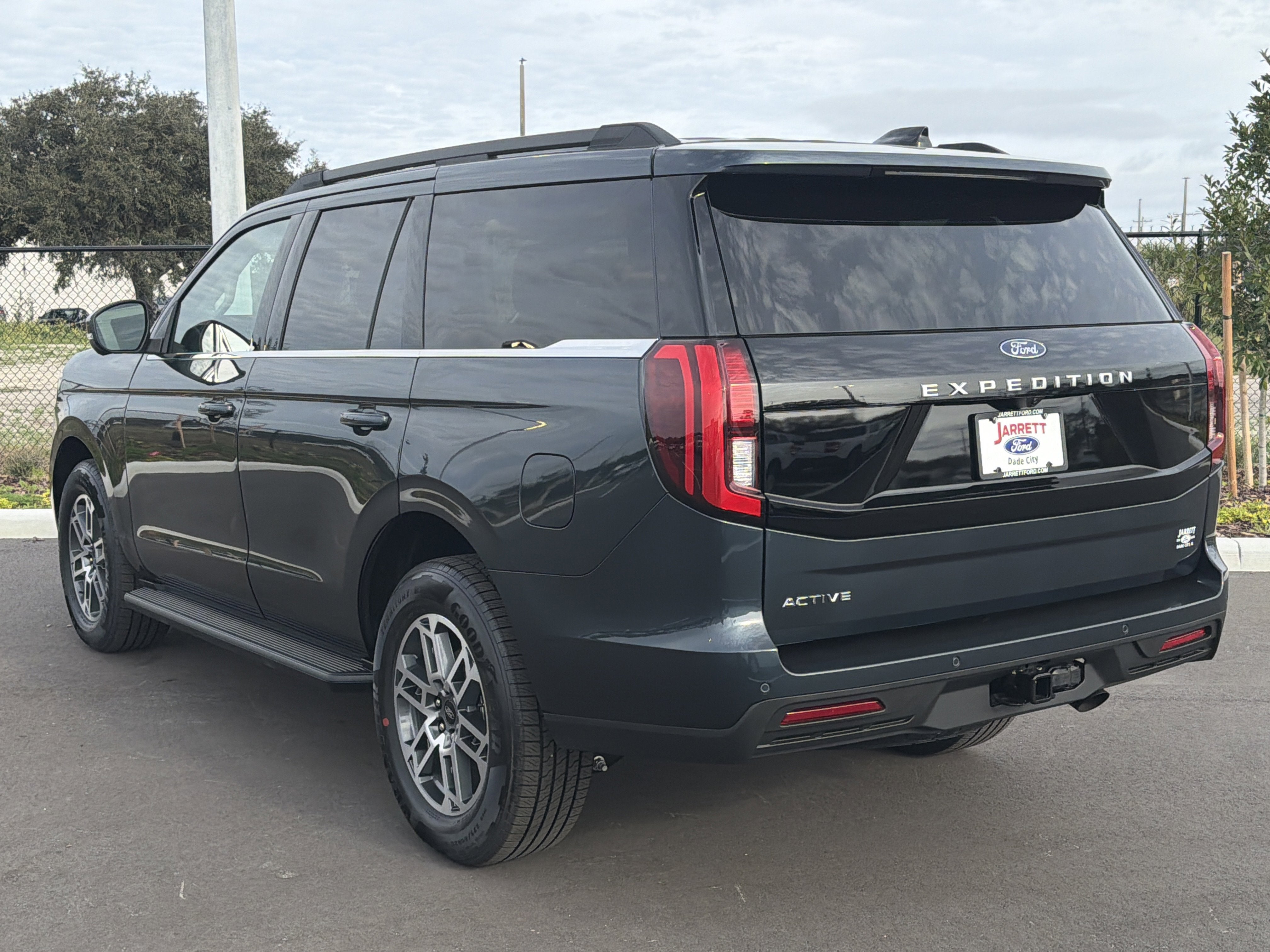 2026 Ford Expedition Active