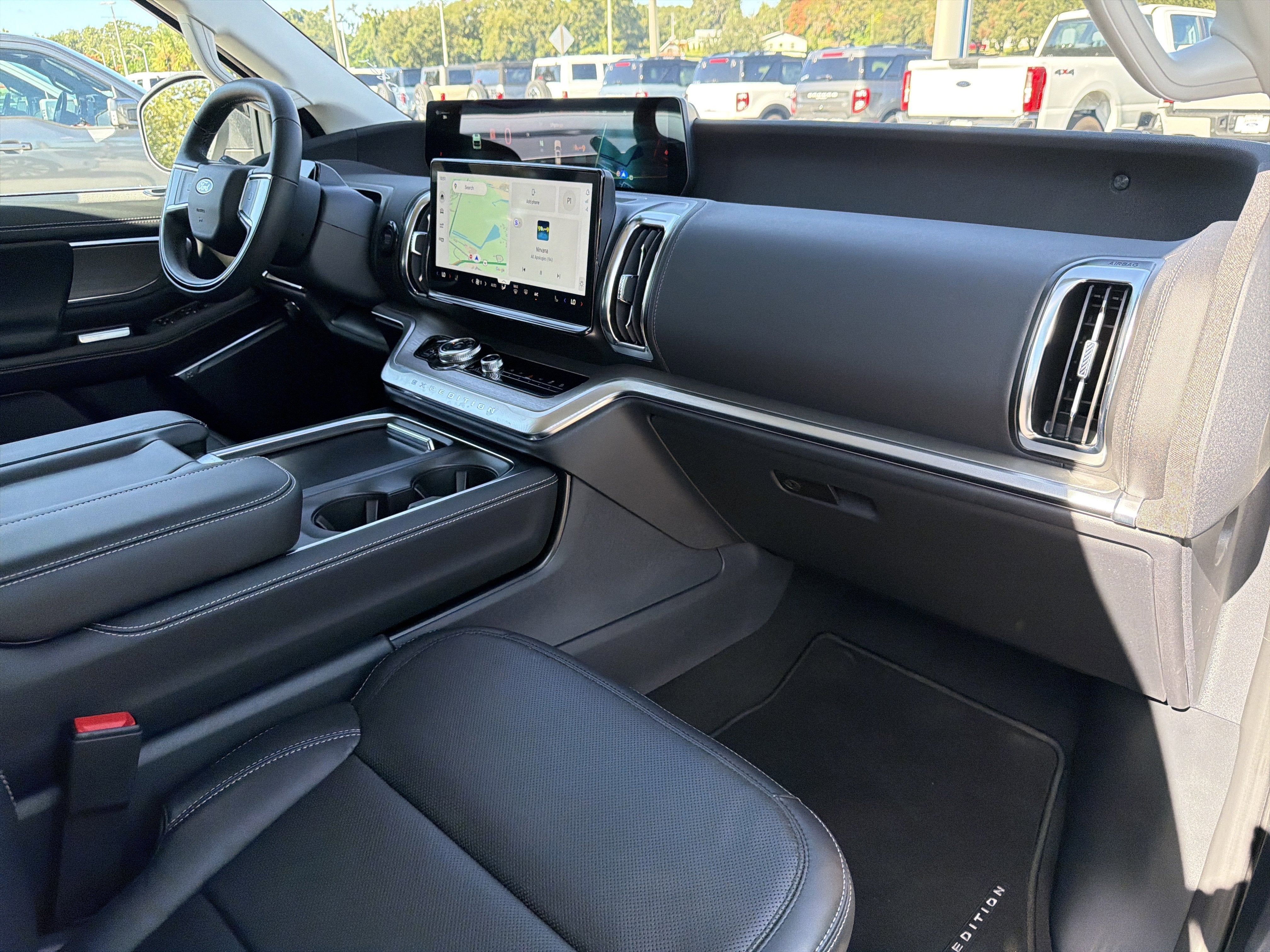 2025 Ford Expedition Platinum