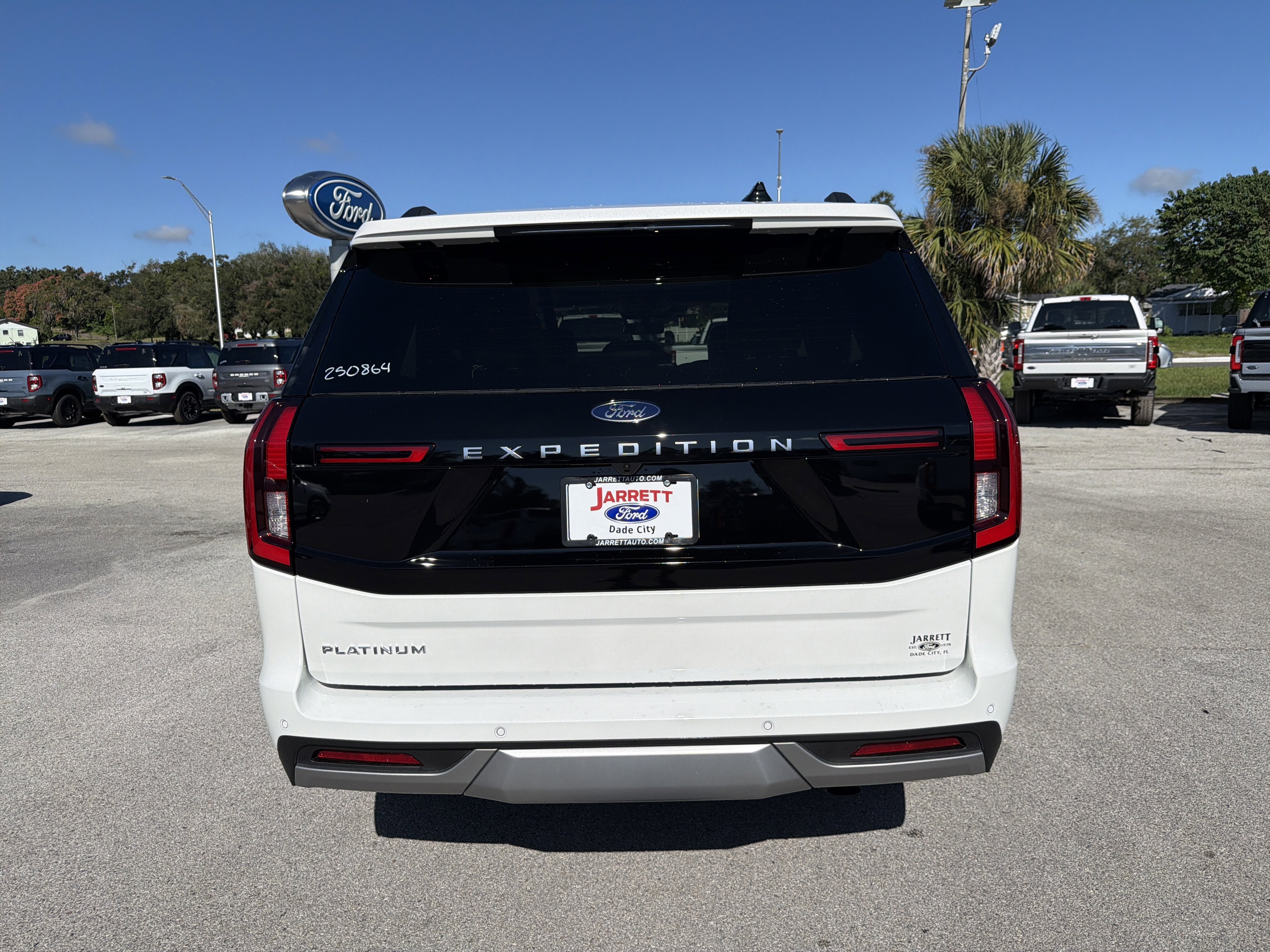 2025 Ford Expedition Platinum
