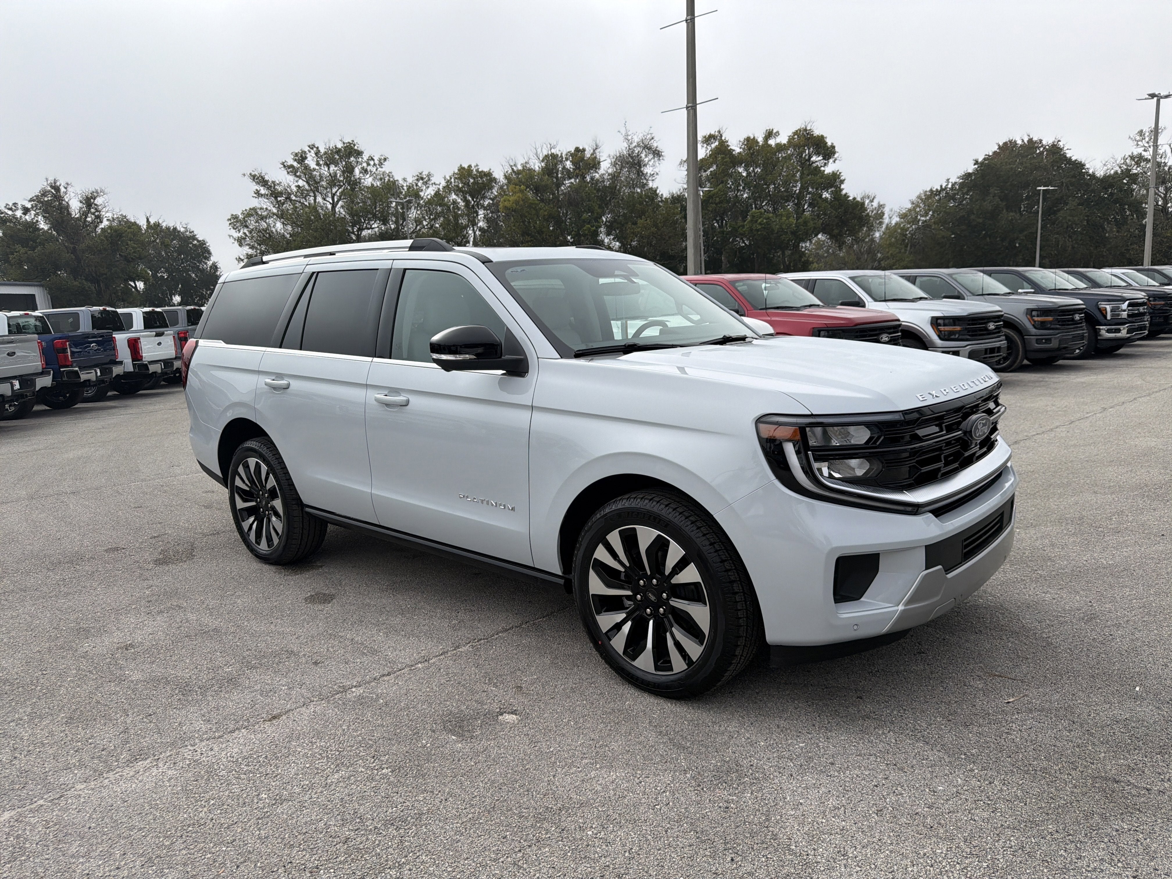 2025 Ford Expedition Platinum