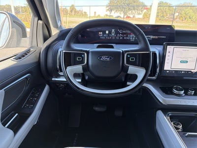 2025 Ford Expedition Platinum