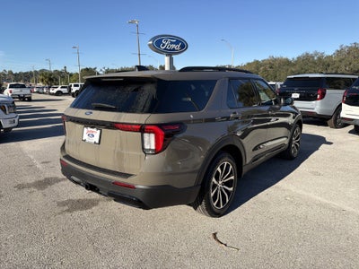 2026 Ford Explorer ST-Line