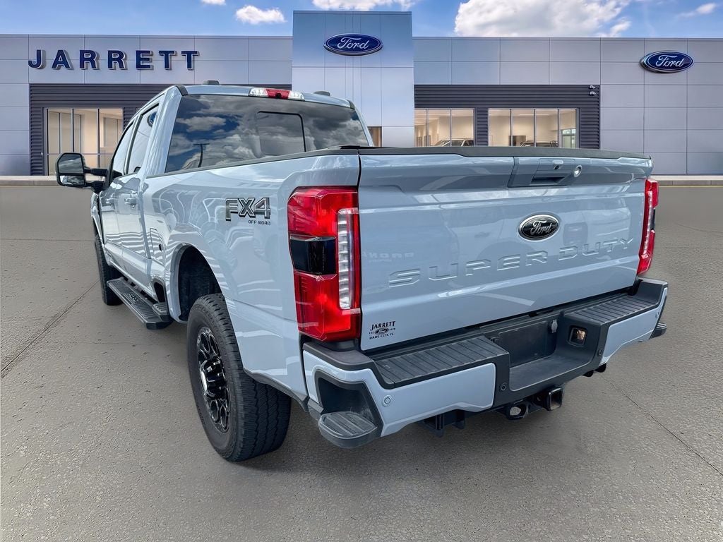 2025 Ford F-350SD Lariat