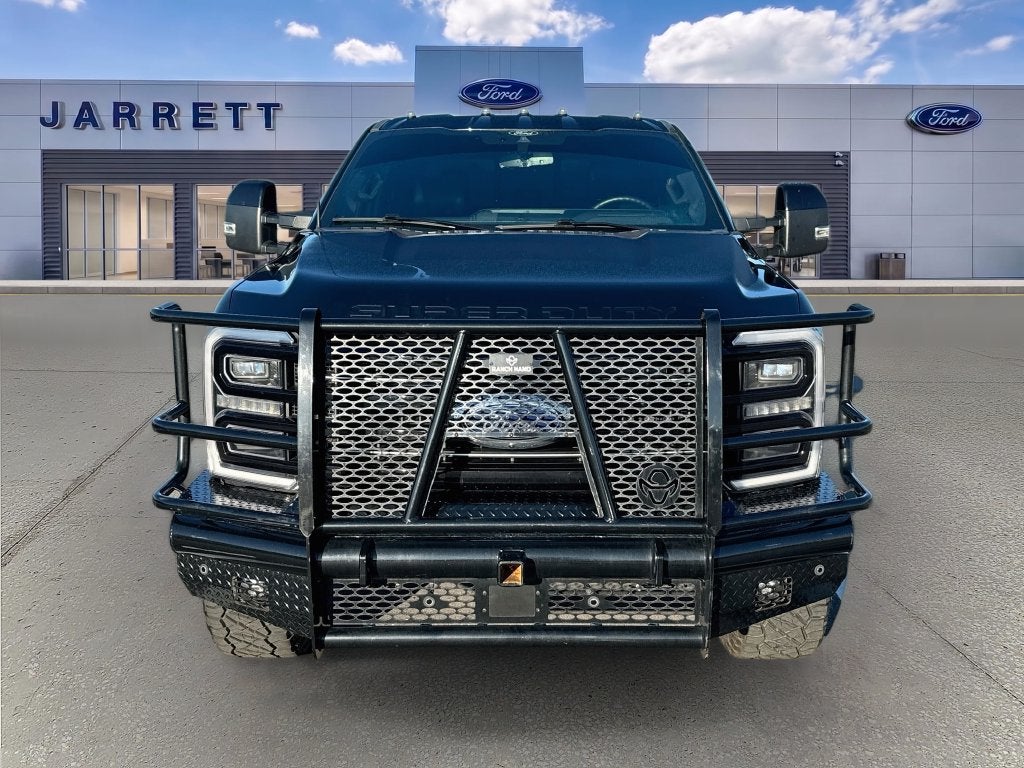 2025 Ford F-350SD Platinum