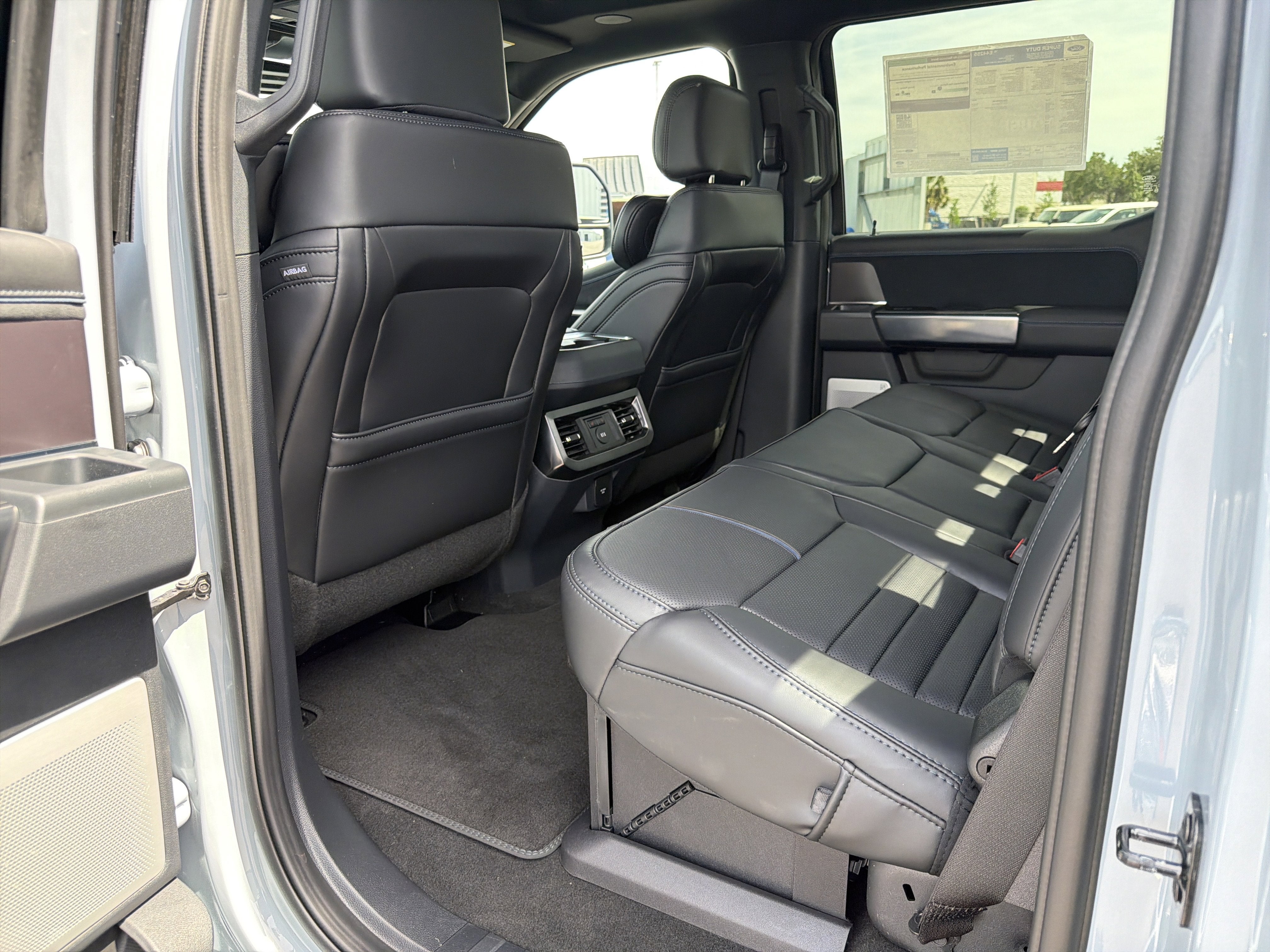 2026 Ford F-350SD Platinum DRW