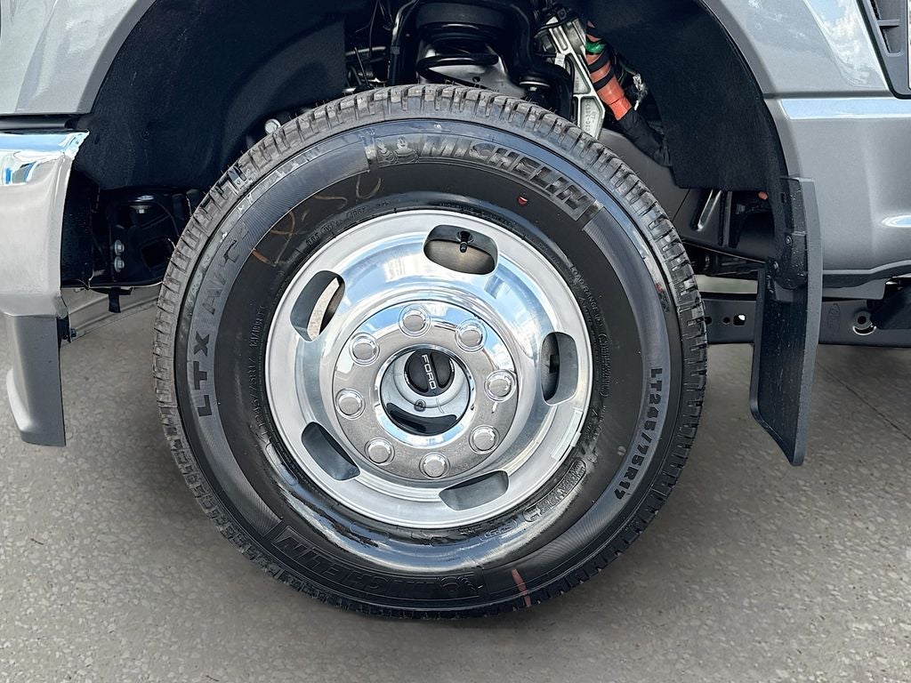 2026 Ford F-350SD Lariat DRW