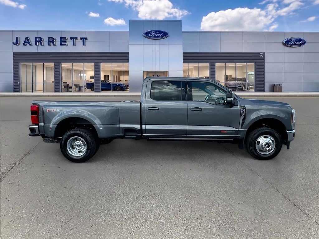 2026 Ford F-350SD Lariat DRW