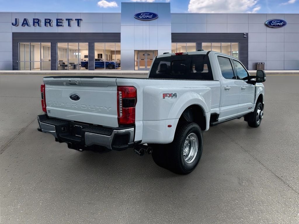 2026 Ford F-350SD Lariat DRW