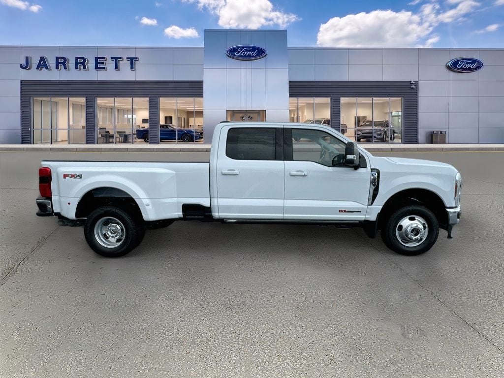 2026 Ford F-350SD Lariat DRW
