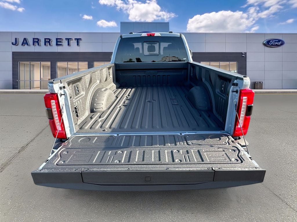 2026 Ford F-350SD Lariat DRW