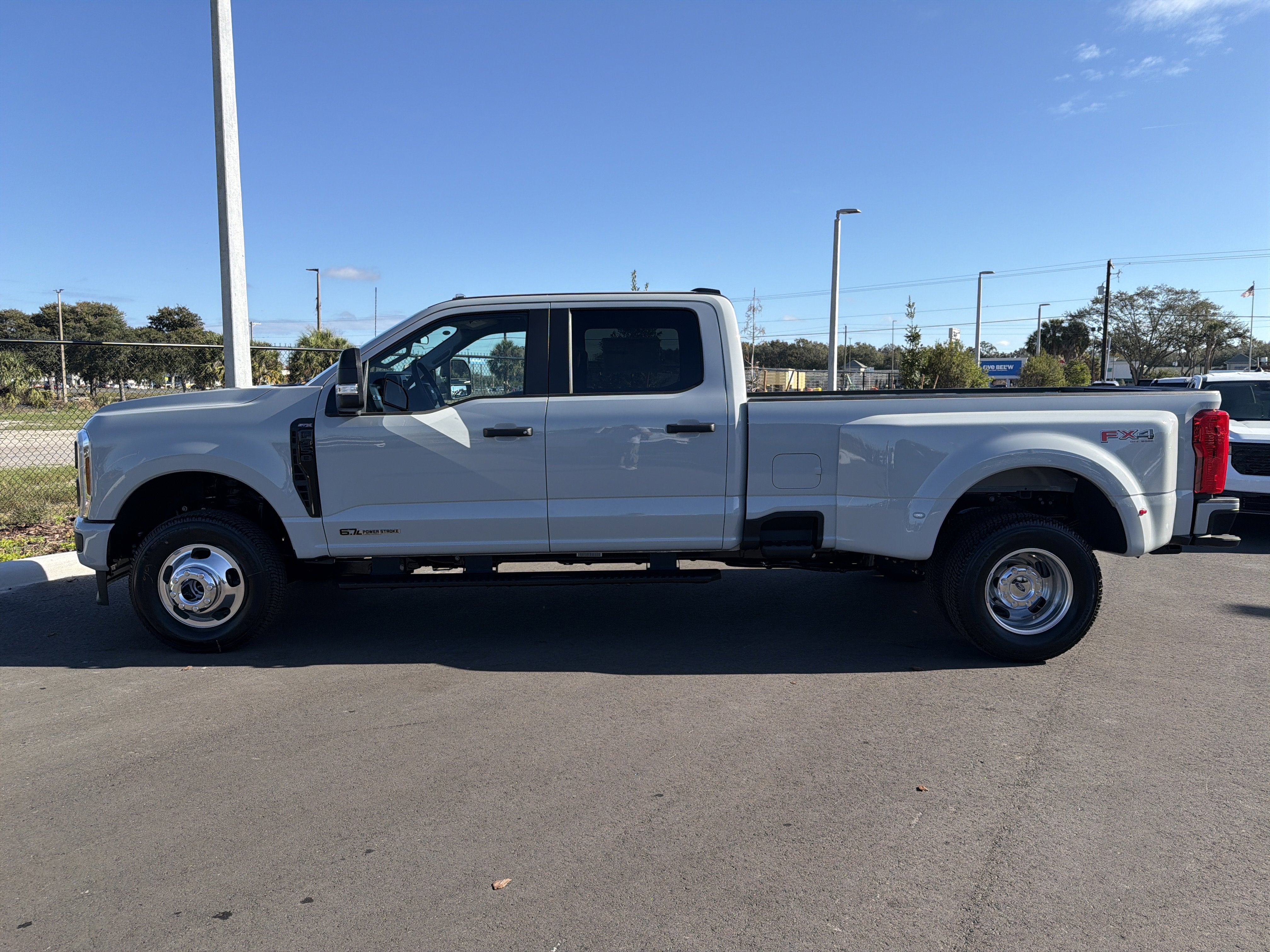 2026 Ford F-350SD XL DRW
