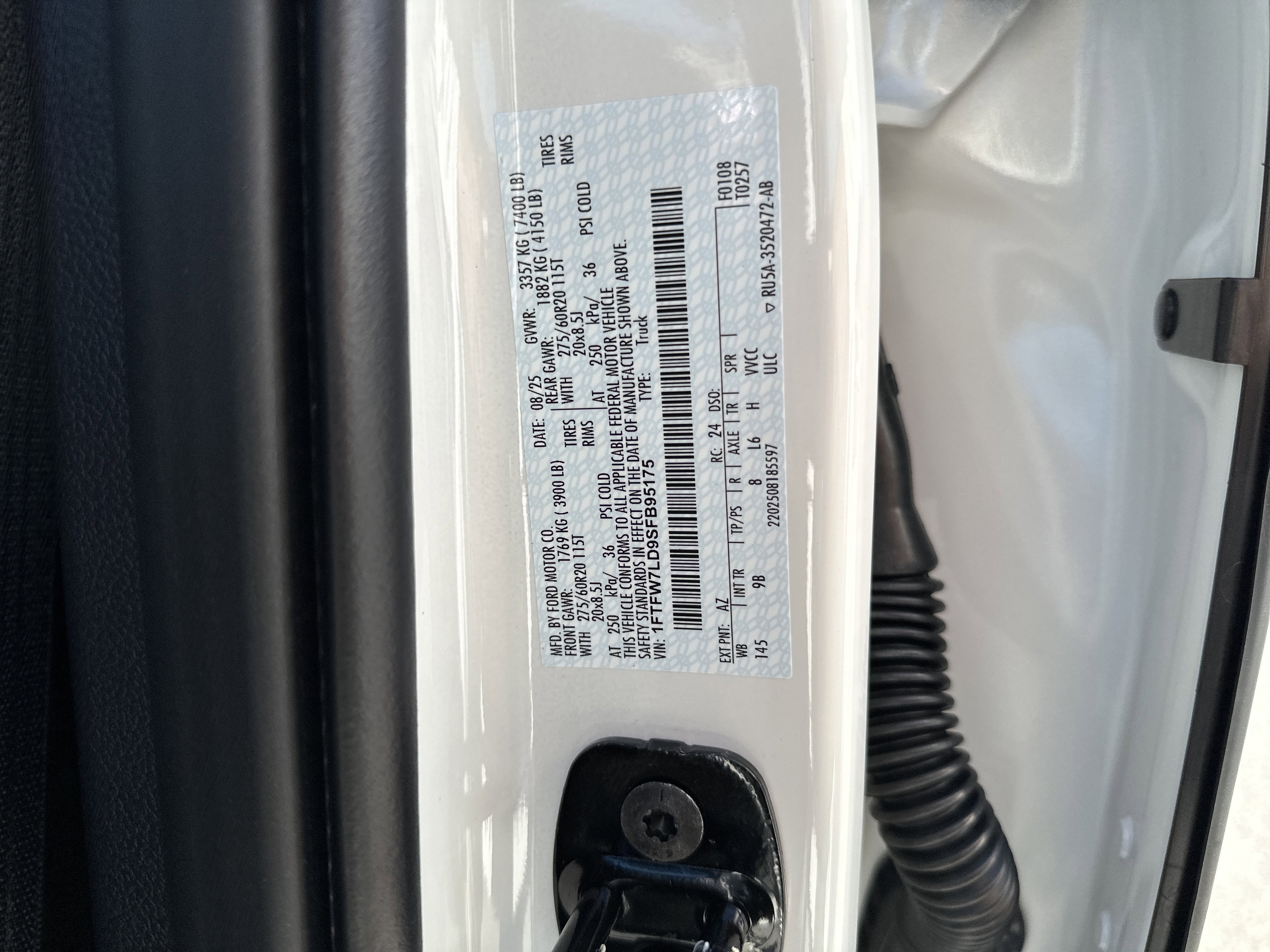 2025 Ford F-150 Platinum