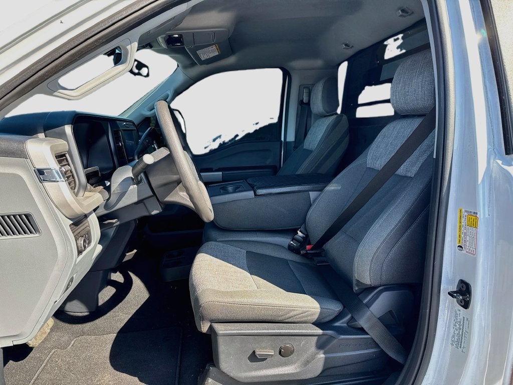 2025 Ford F-350SD XLT DRW