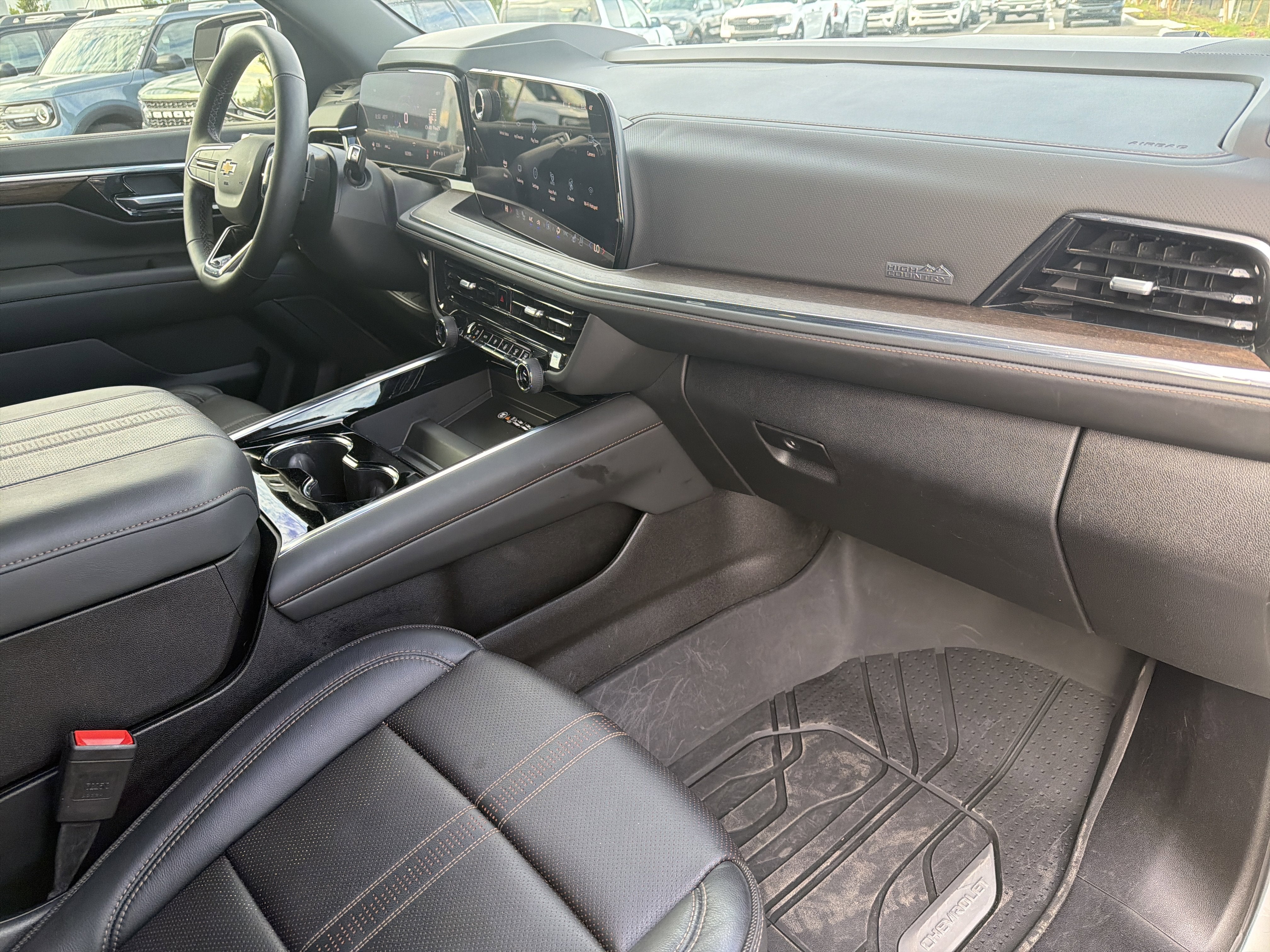 2025 Chevrolet Suburban High Country