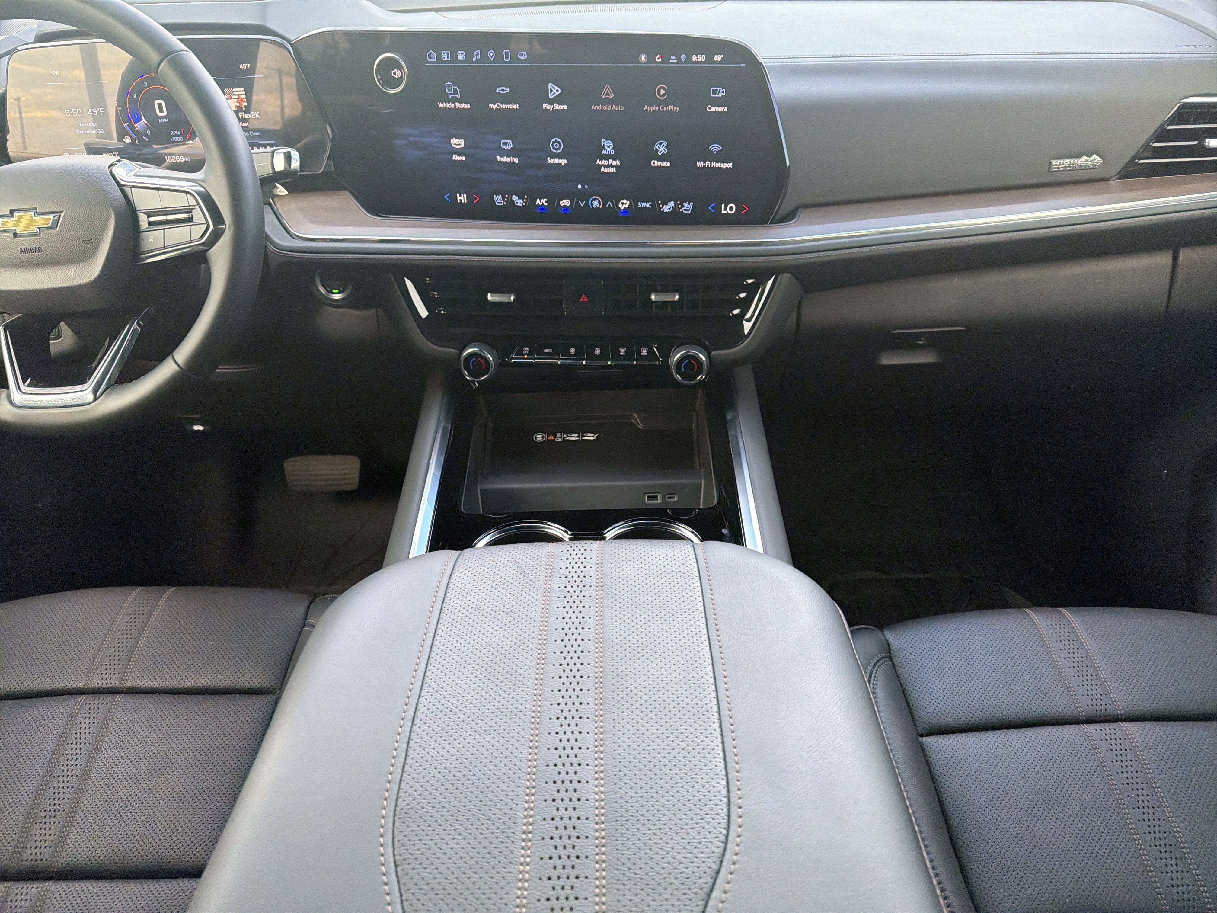 2025 Chevrolet Suburban High Country