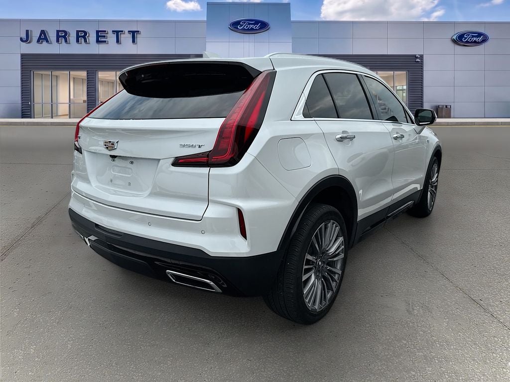 2024 Cadillac XT4 Premium Luxury