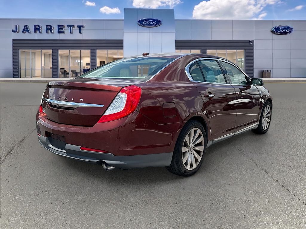 2015 Lincoln MKS Base