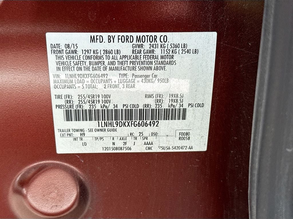 2015 Lincoln MKS Base