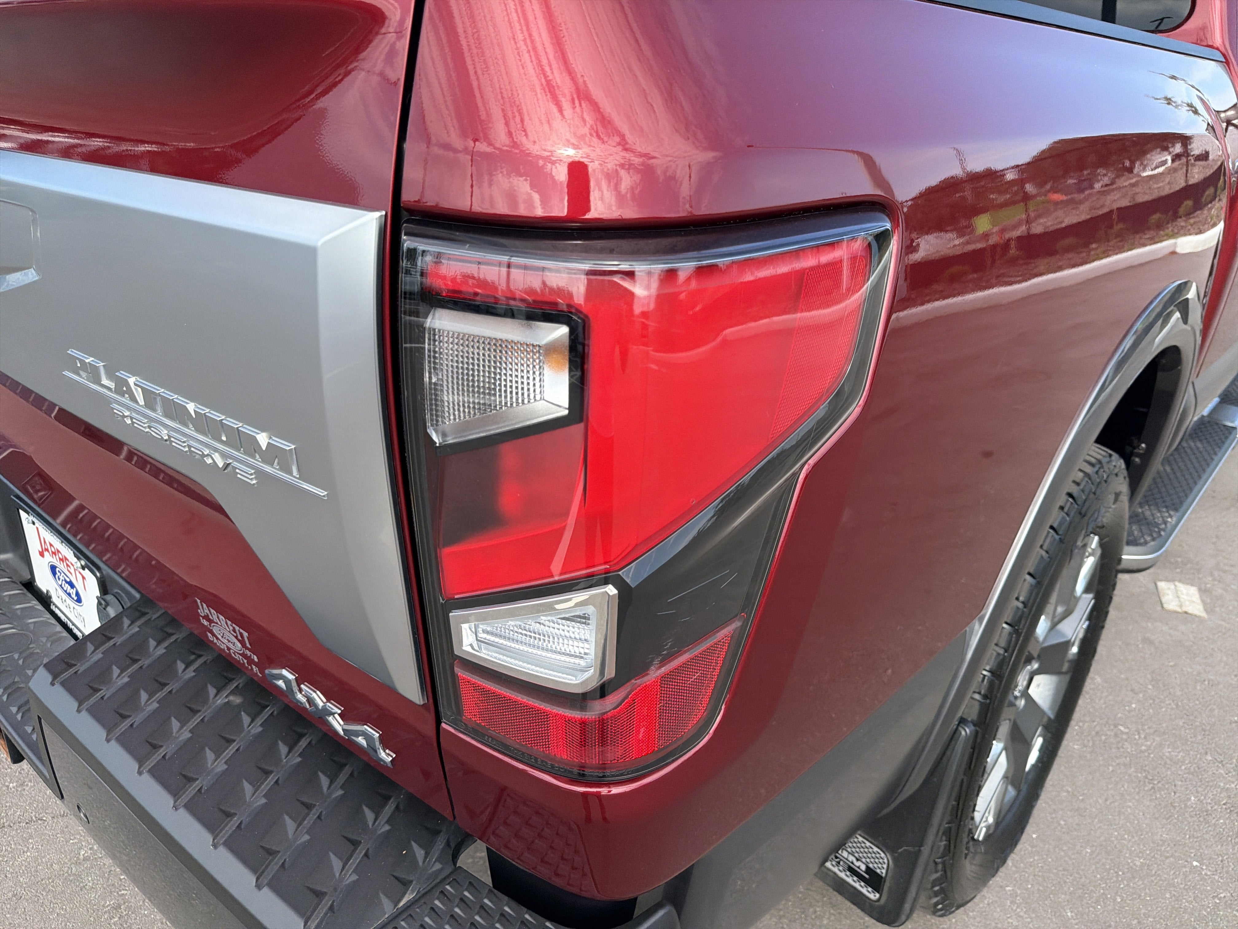 2024 Nissan Titan Platinum Reserve