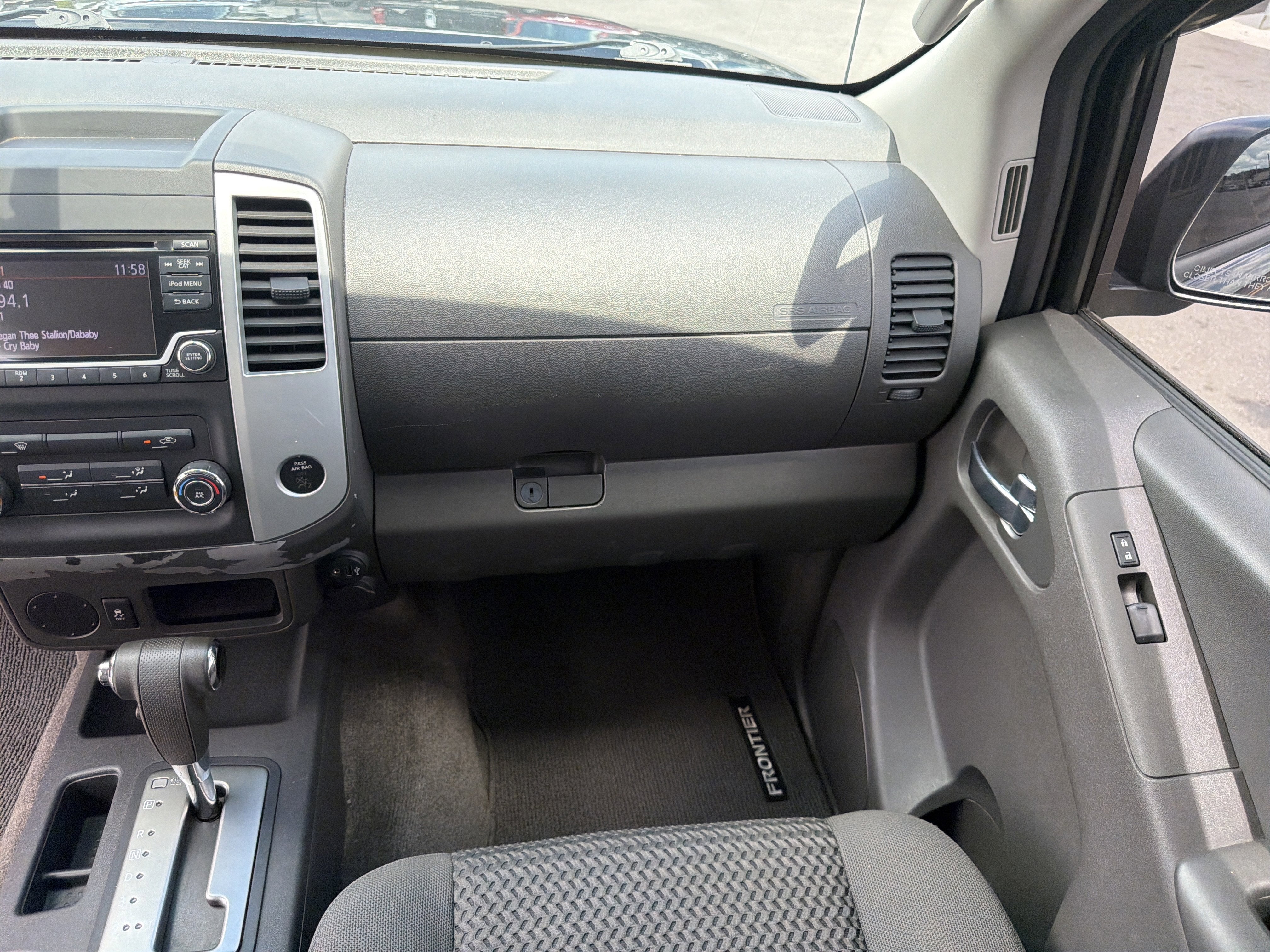 2017 Nissan Frontier SV I4