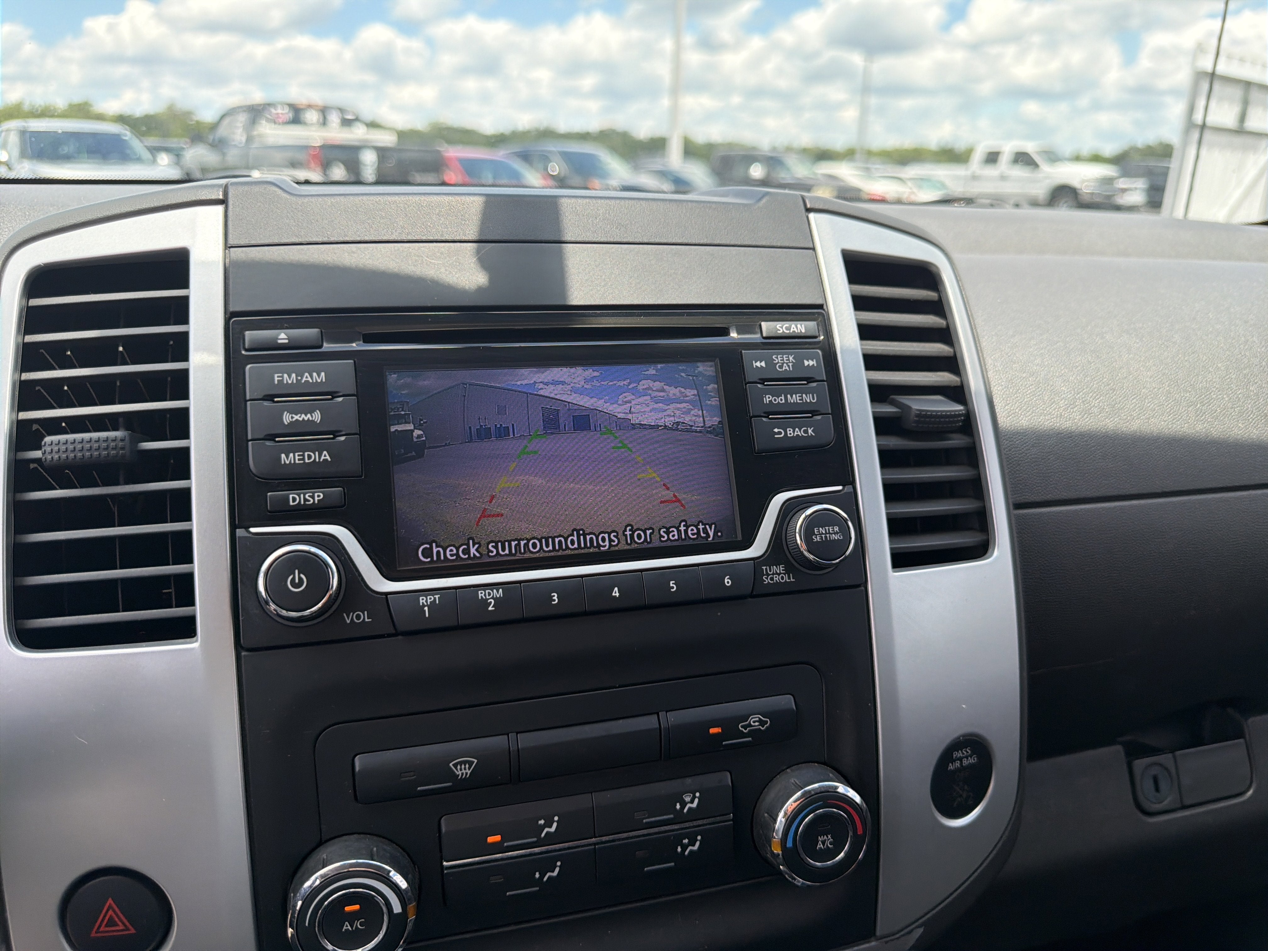 2017 Nissan Frontier SV I4