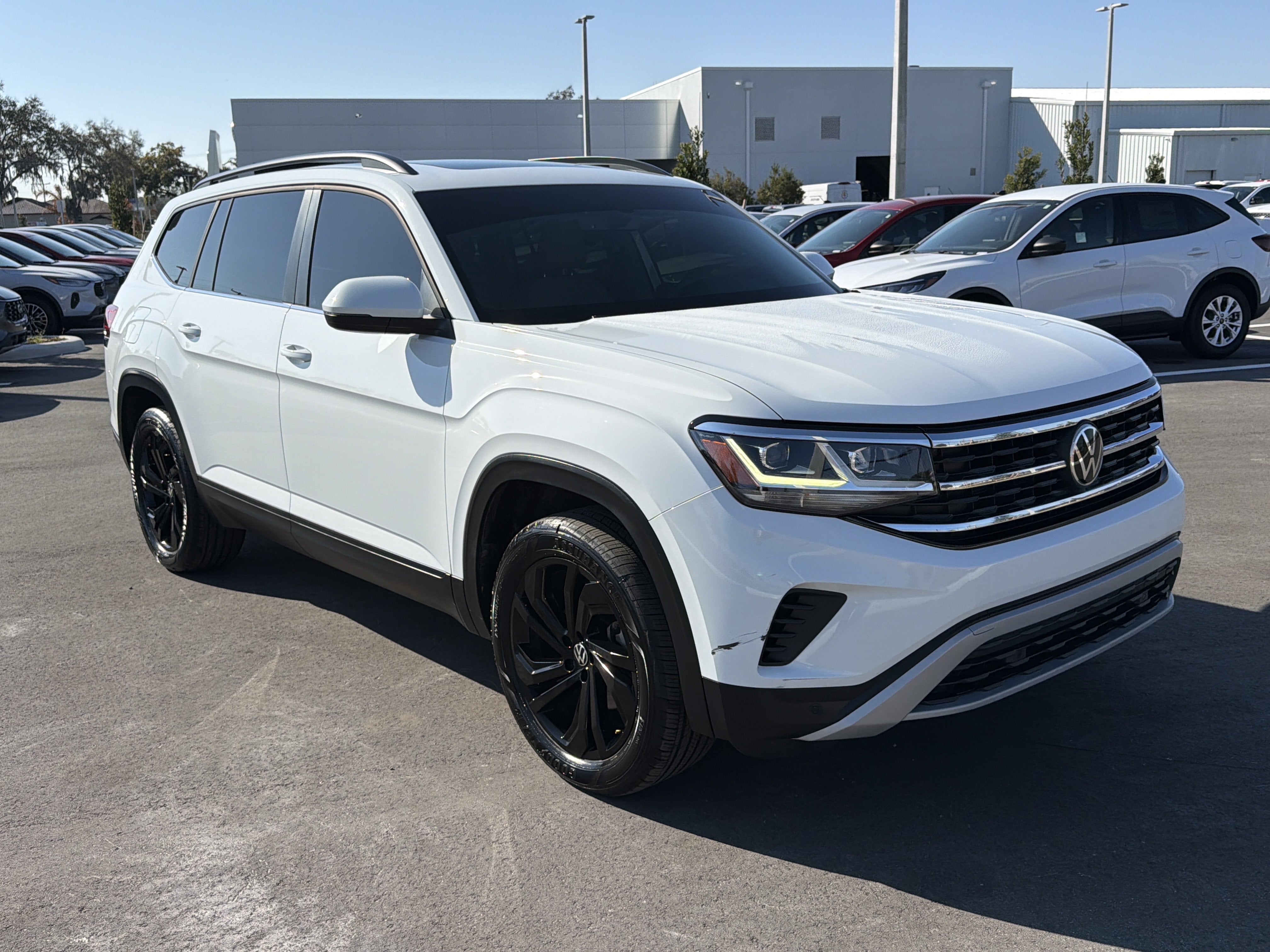 2022 Volkswagen Atlas 2.0T SE w/Technology