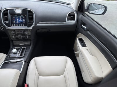 2021 Chrysler 300 Touring