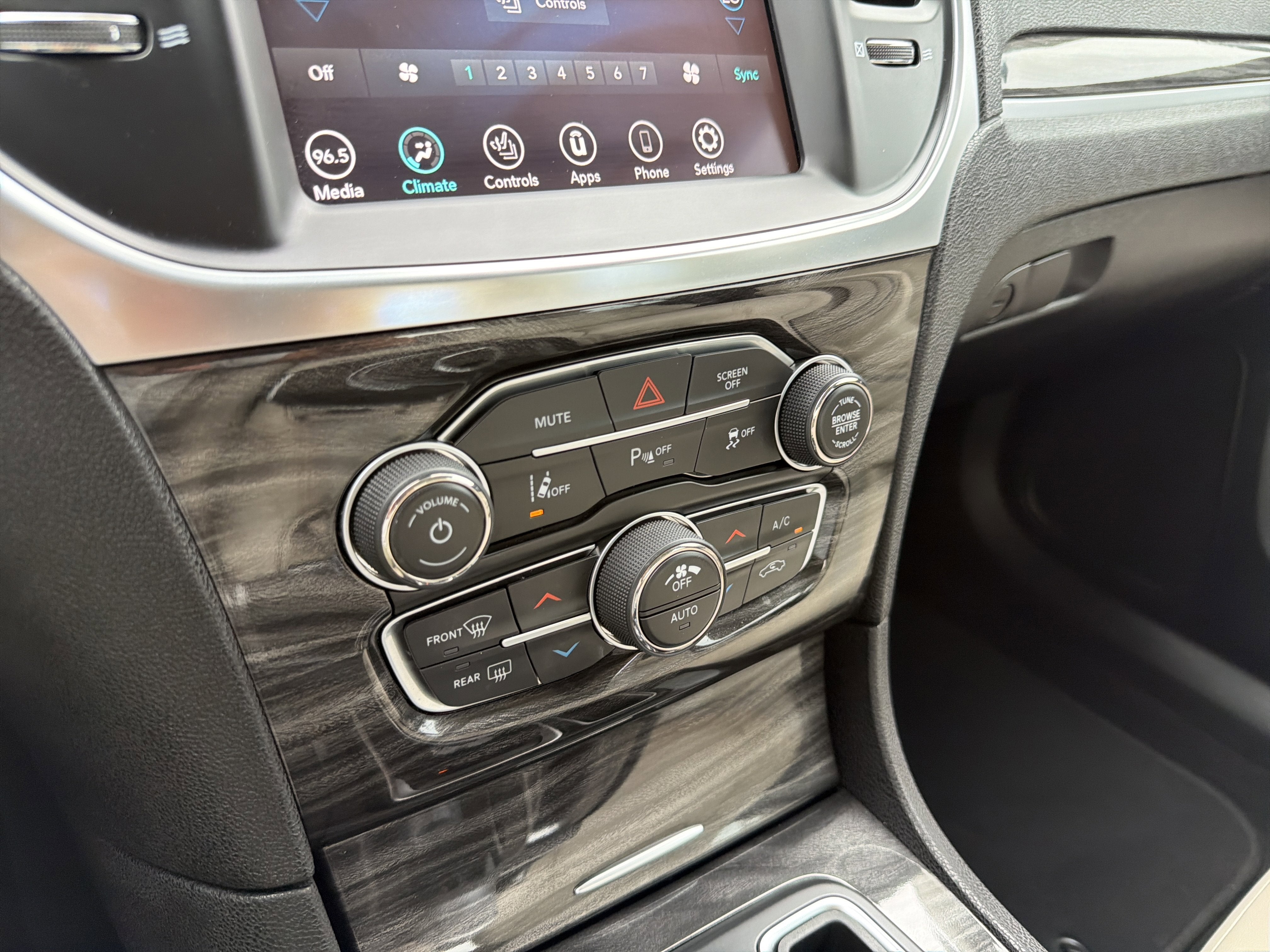 2021 Chrysler 300 Touring