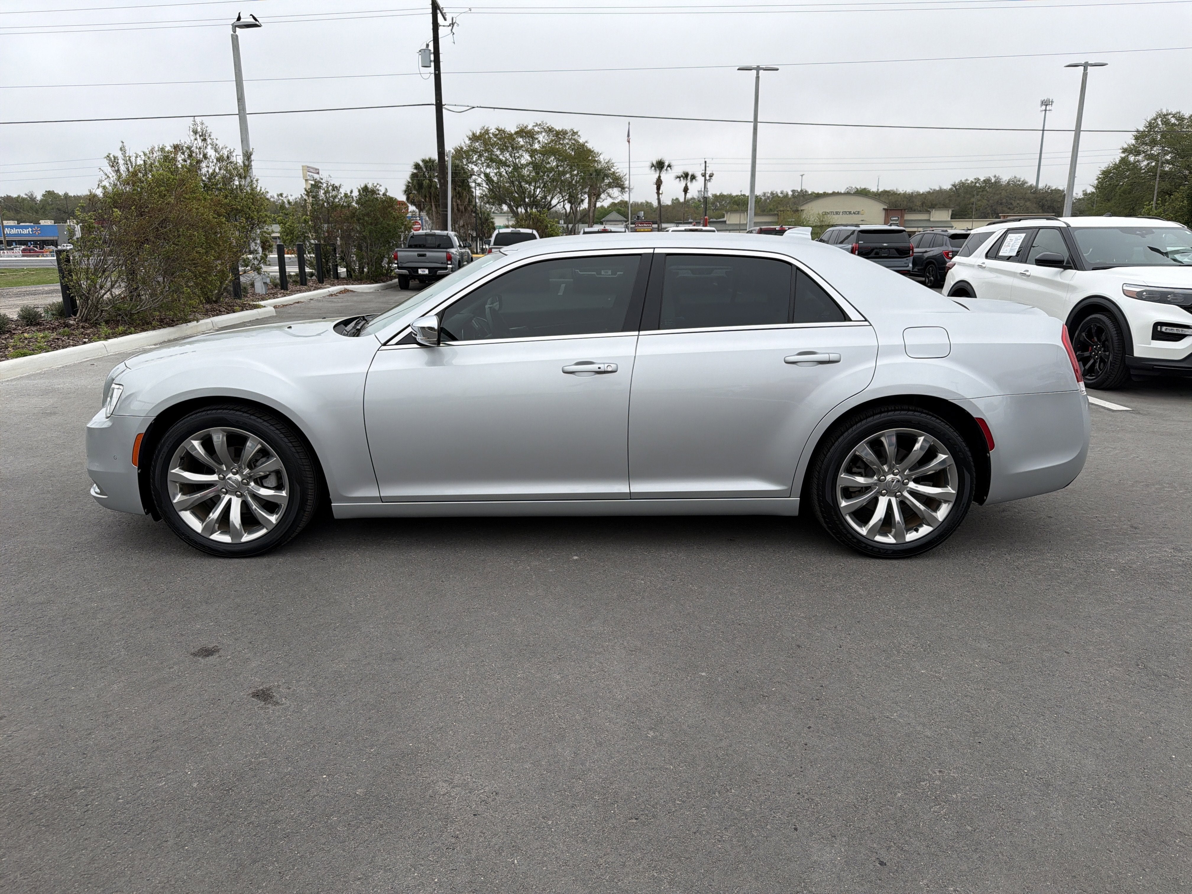 2021 Chrysler 300 Touring
