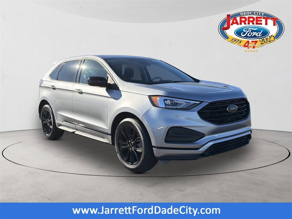 2022 Ford Edge SE