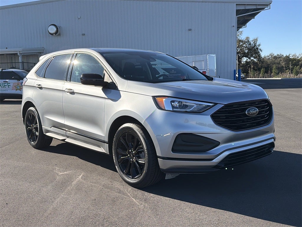 2022 Ford Edge SE