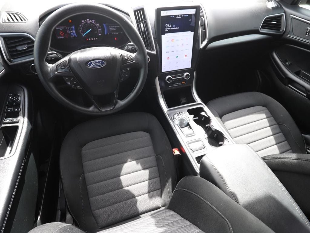2023 Ford Edge SE