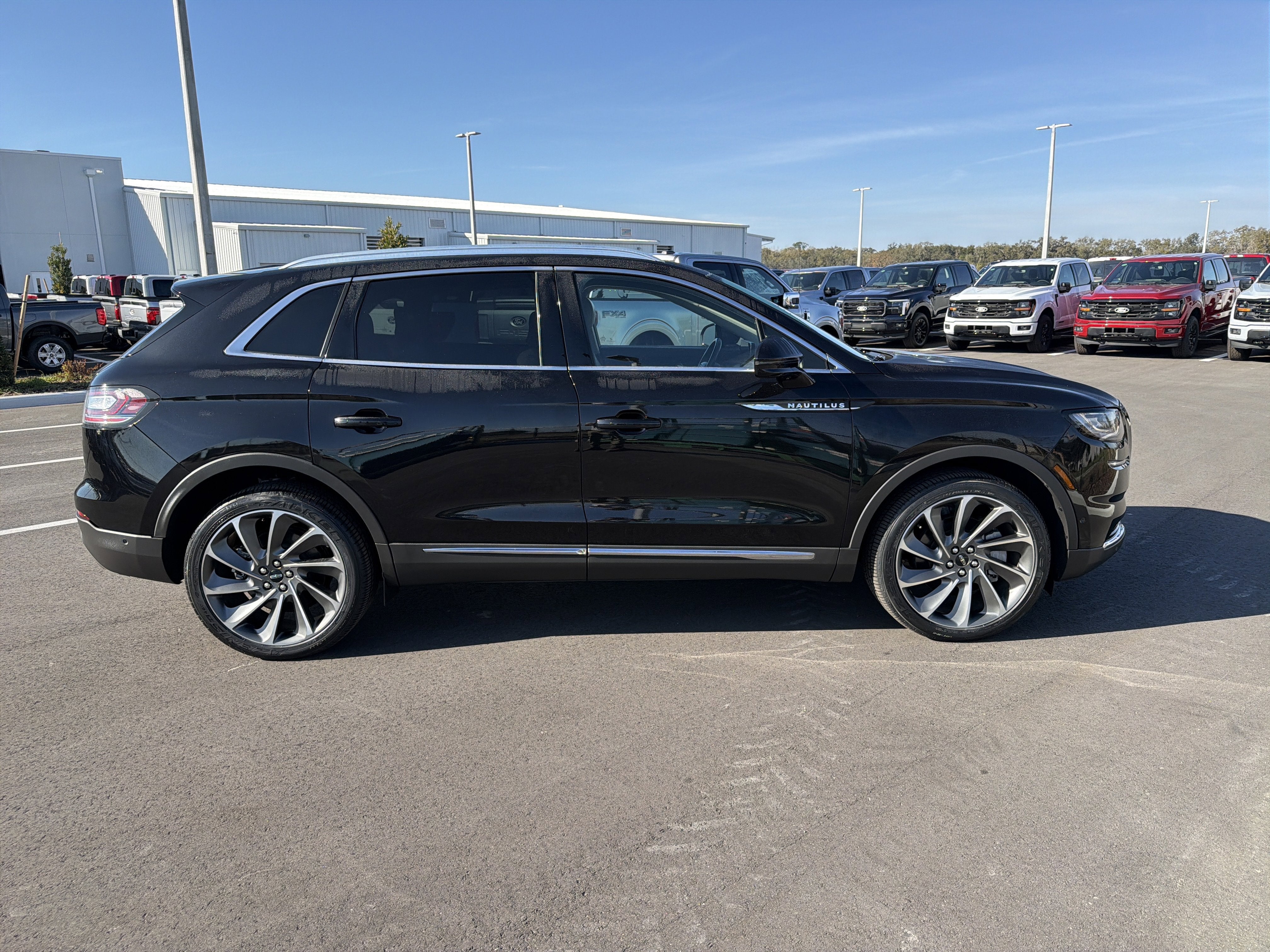 2021 Lincoln Nautilus Reserve