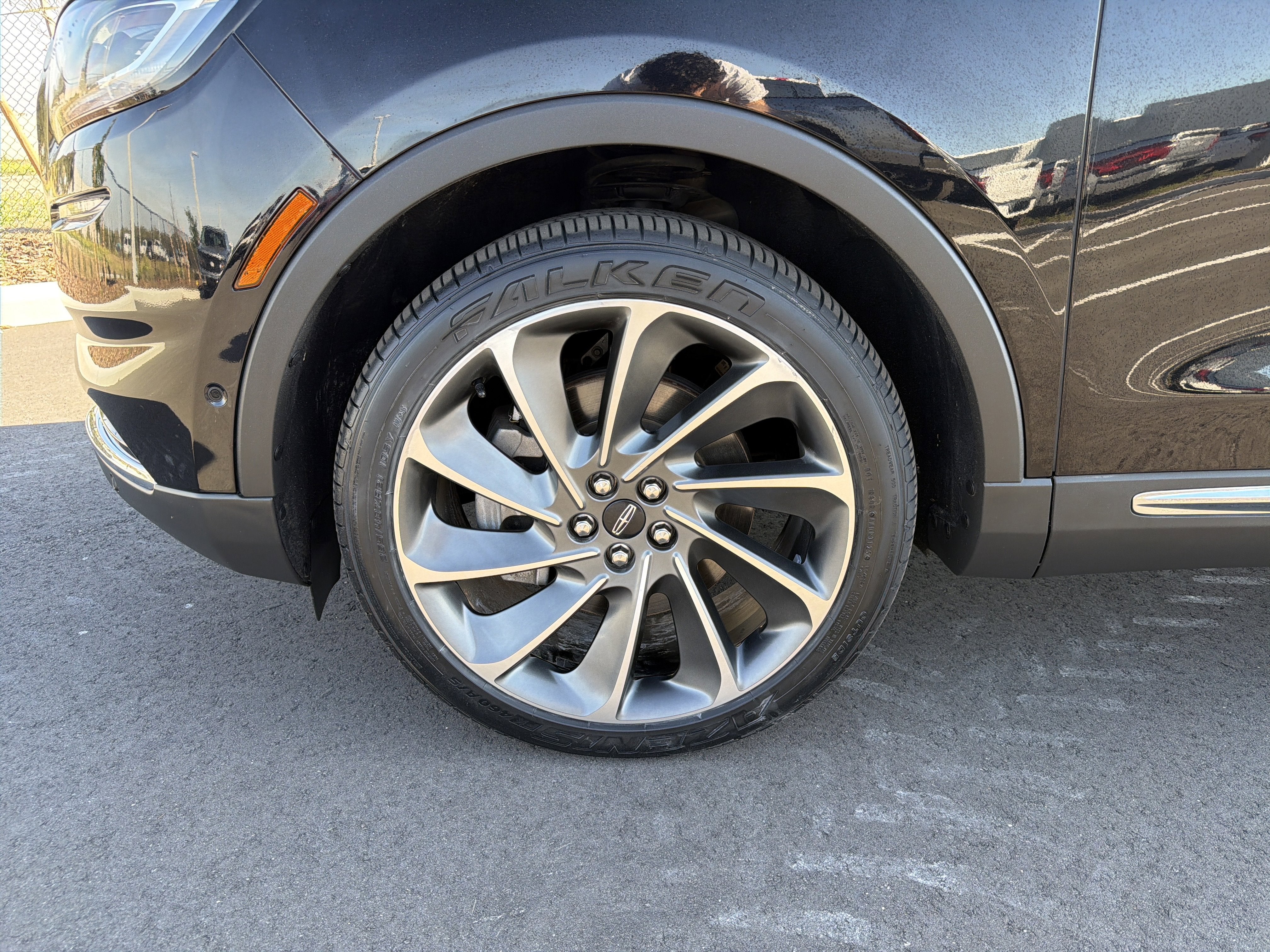 2021 Lincoln Nautilus Reserve