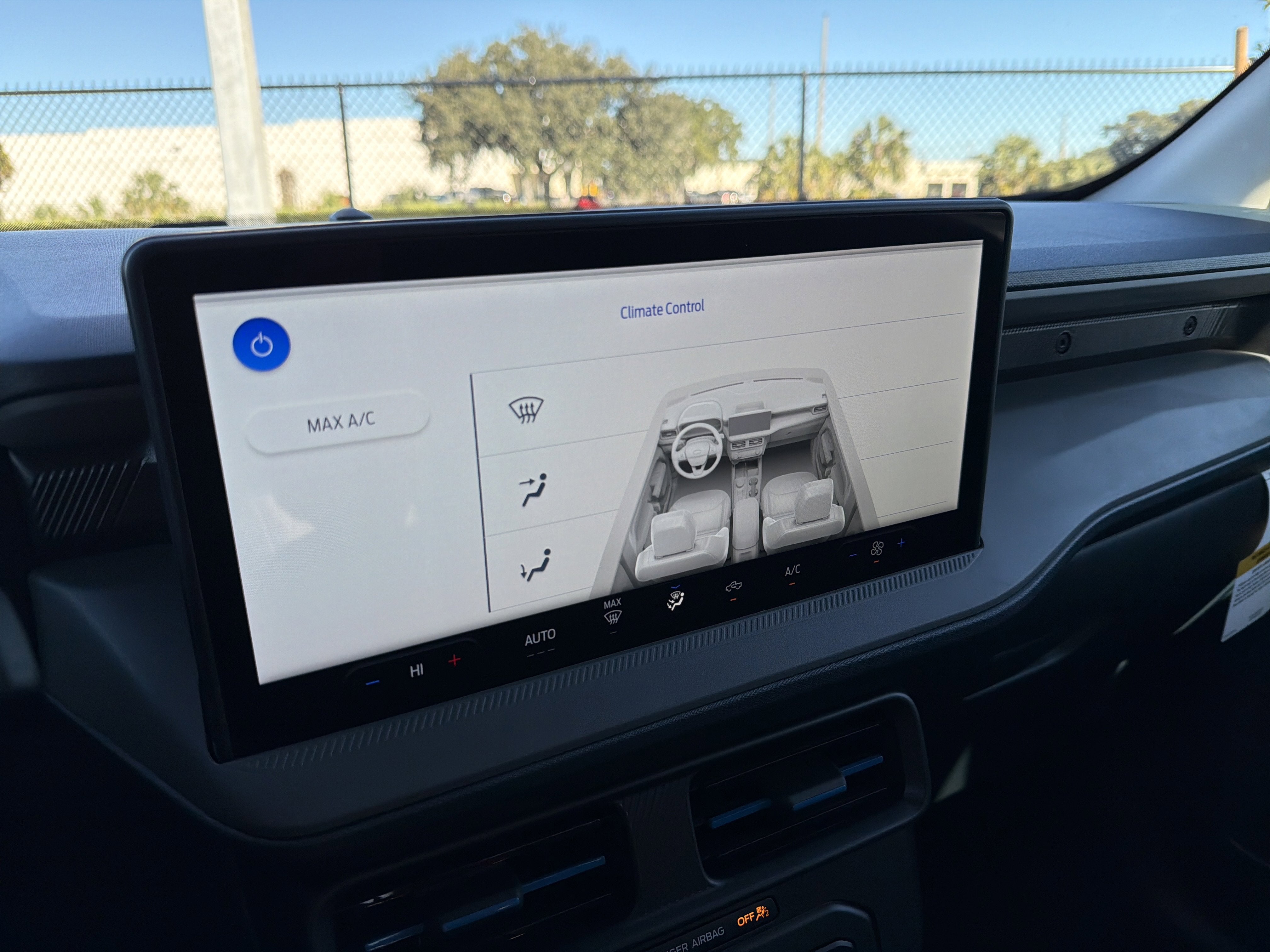 2026 Ford Maverick Lobo Standard