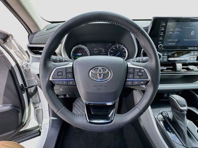 2021 Toyota Highlander Hybrid XLE