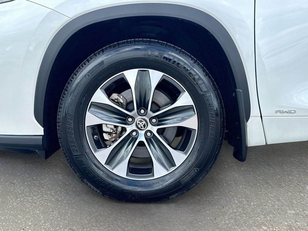 2021 Toyota Highlander Hybrid XLE
